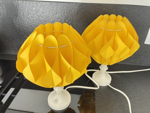 Lampada tavolo legno e - in,